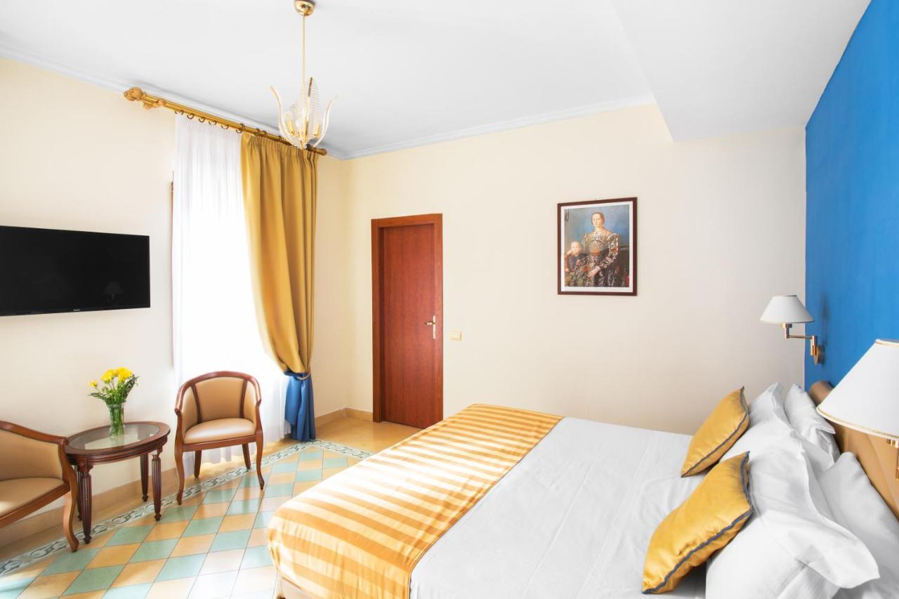Hotel Piazza Di Spagna 3*