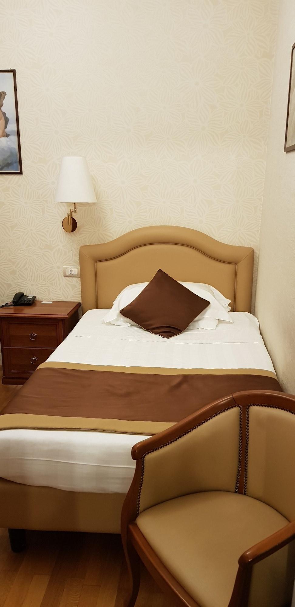 Hotel Piazza Di Spagna