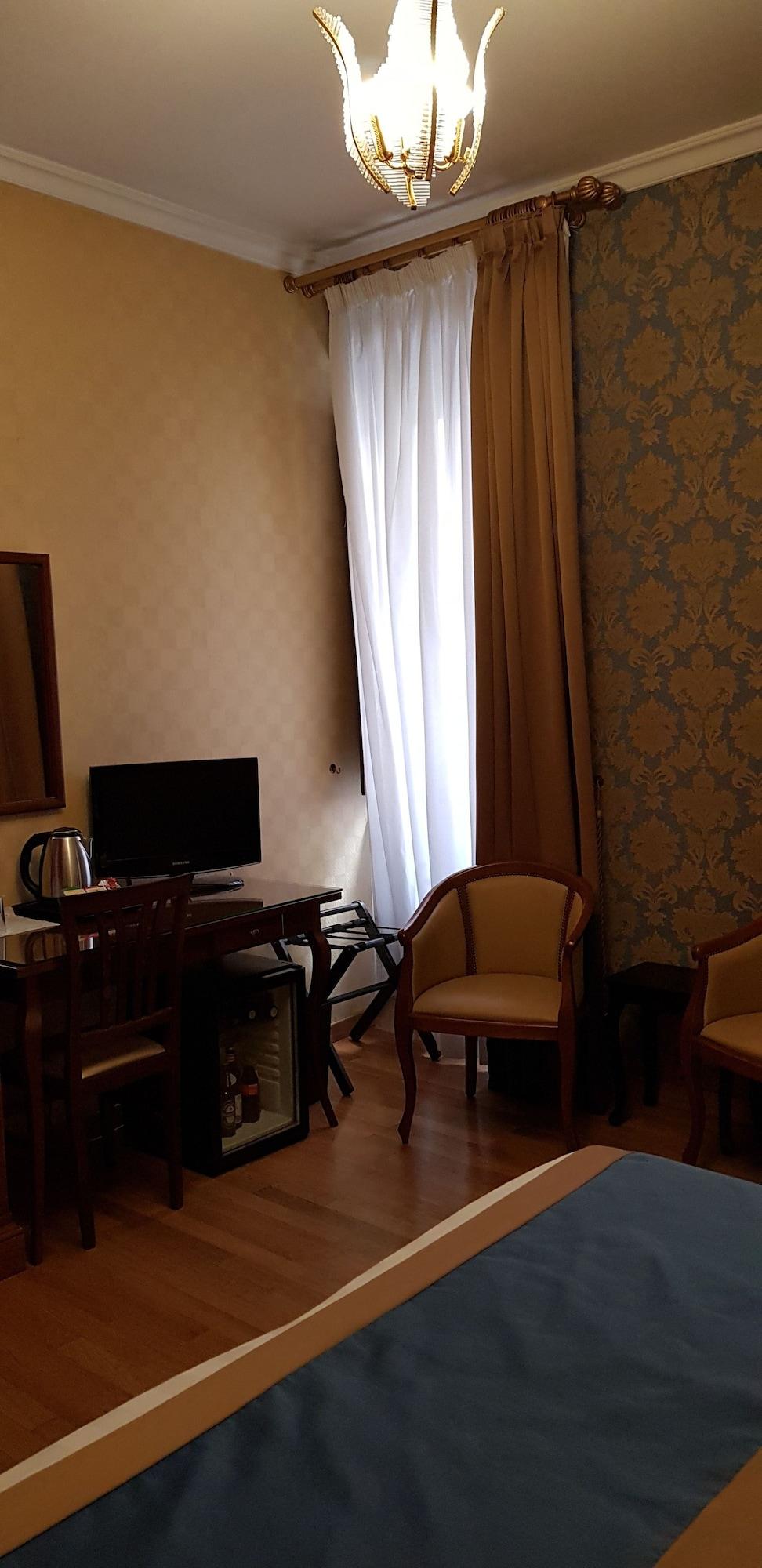 Piazza Di Spagna Hotel 3*
